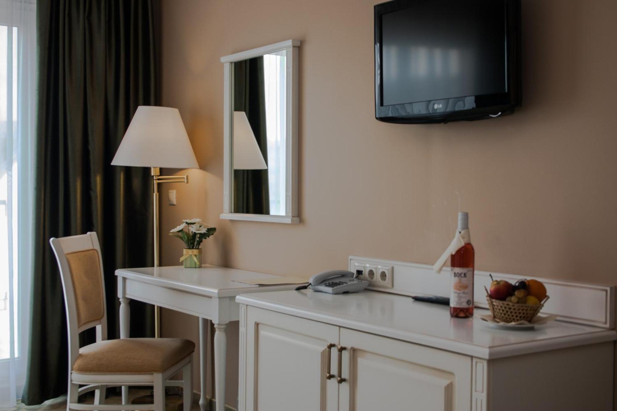 Calimbra Wellness Hotel Superior Μίσκολτς Εξωτερικό φωτογραφία