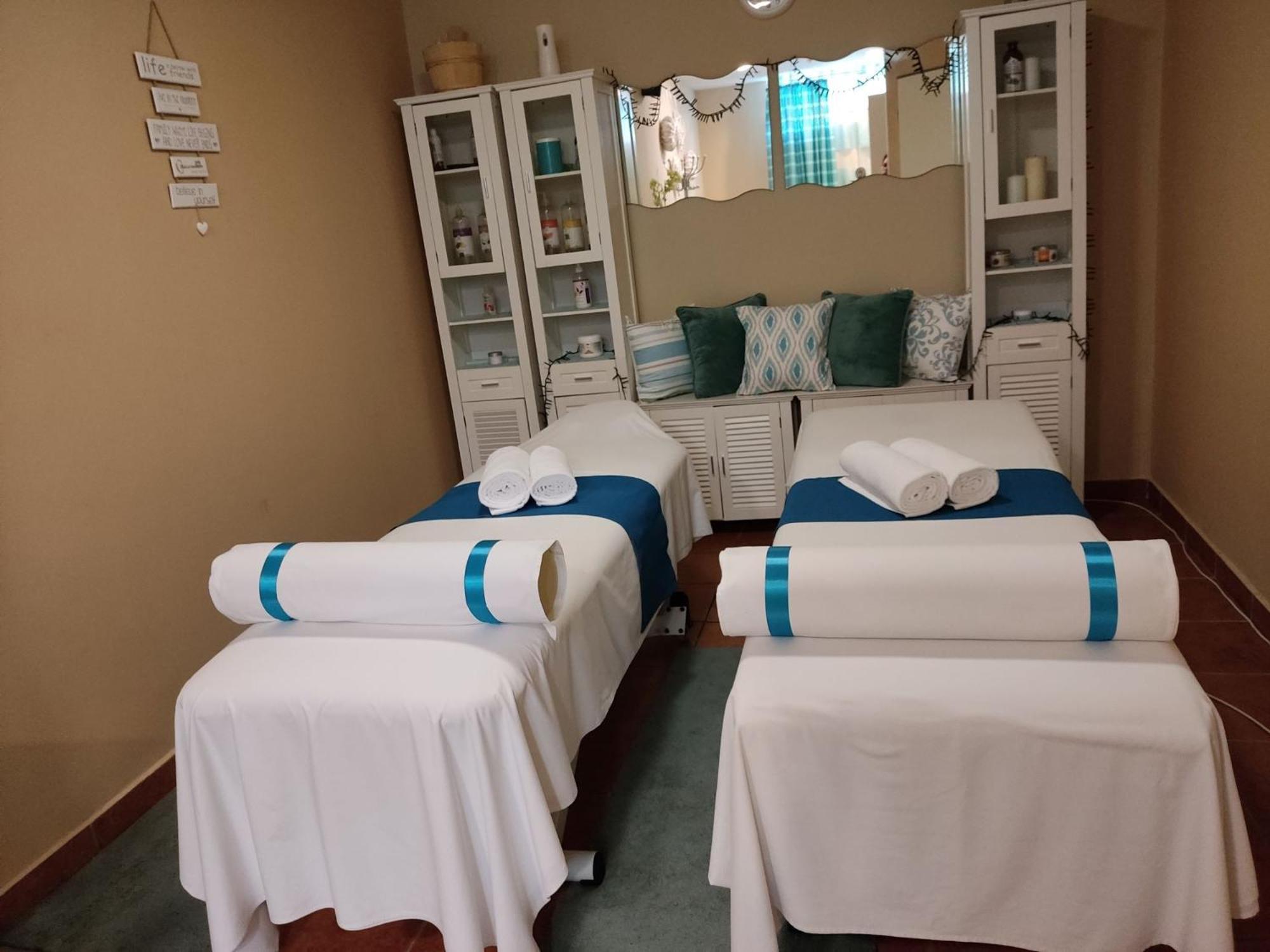 Calimbra Wellness Hotel Superior Μίσκολτς Εξωτερικό φωτογραφία