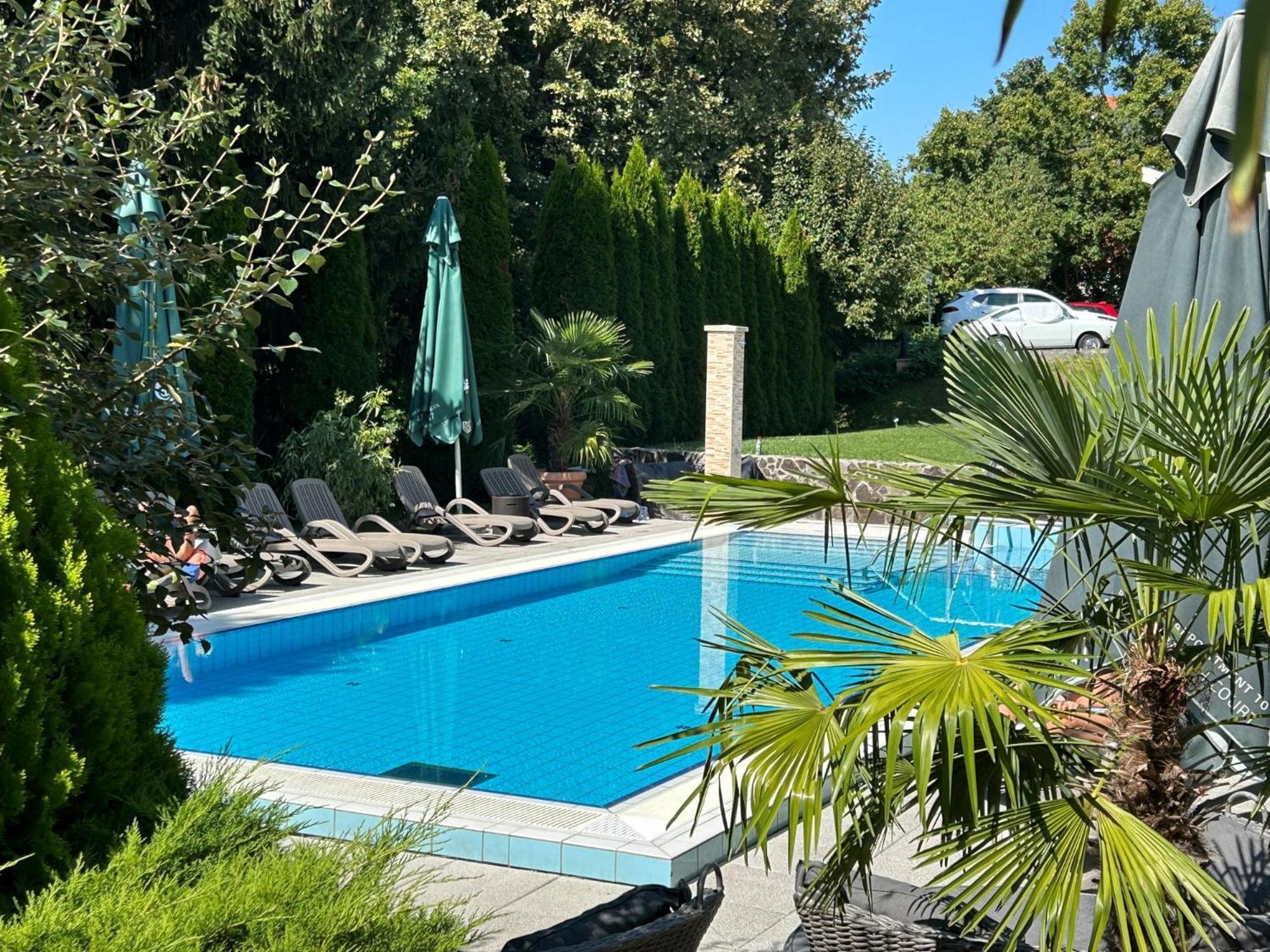 Calimbra Wellness Hotel Superior Μίσκολτς Εξωτερικό φωτογραφία