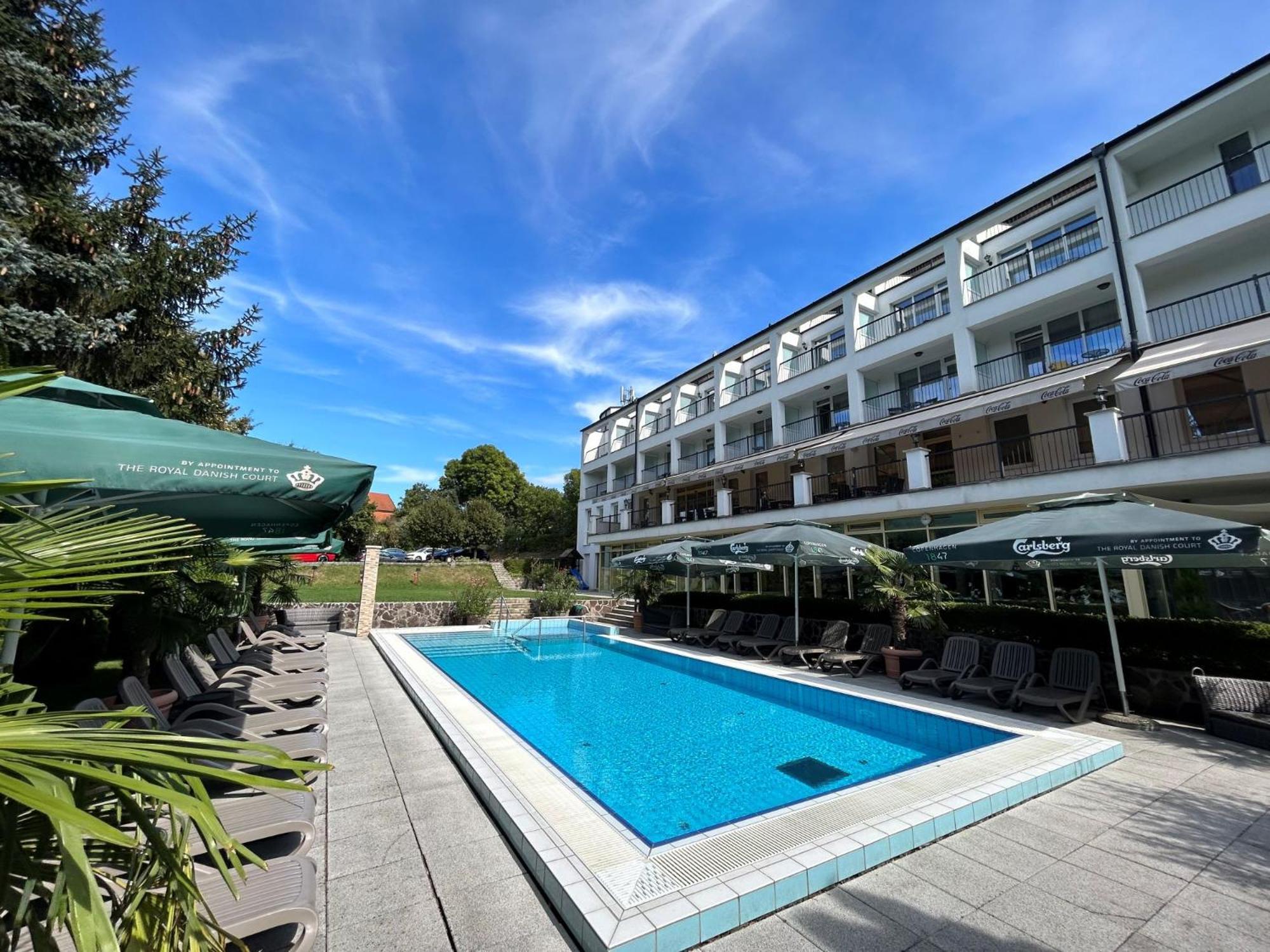 Calimbra Wellness Hotel Superior Μίσκολτς Εξωτερικό φωτογραφία