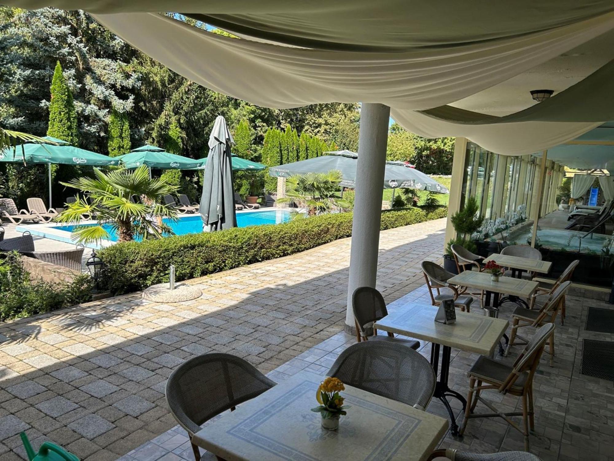 Calimbra Wellness Hotel Superior Μίσκολτς Εξωτερικό φωτογραφία