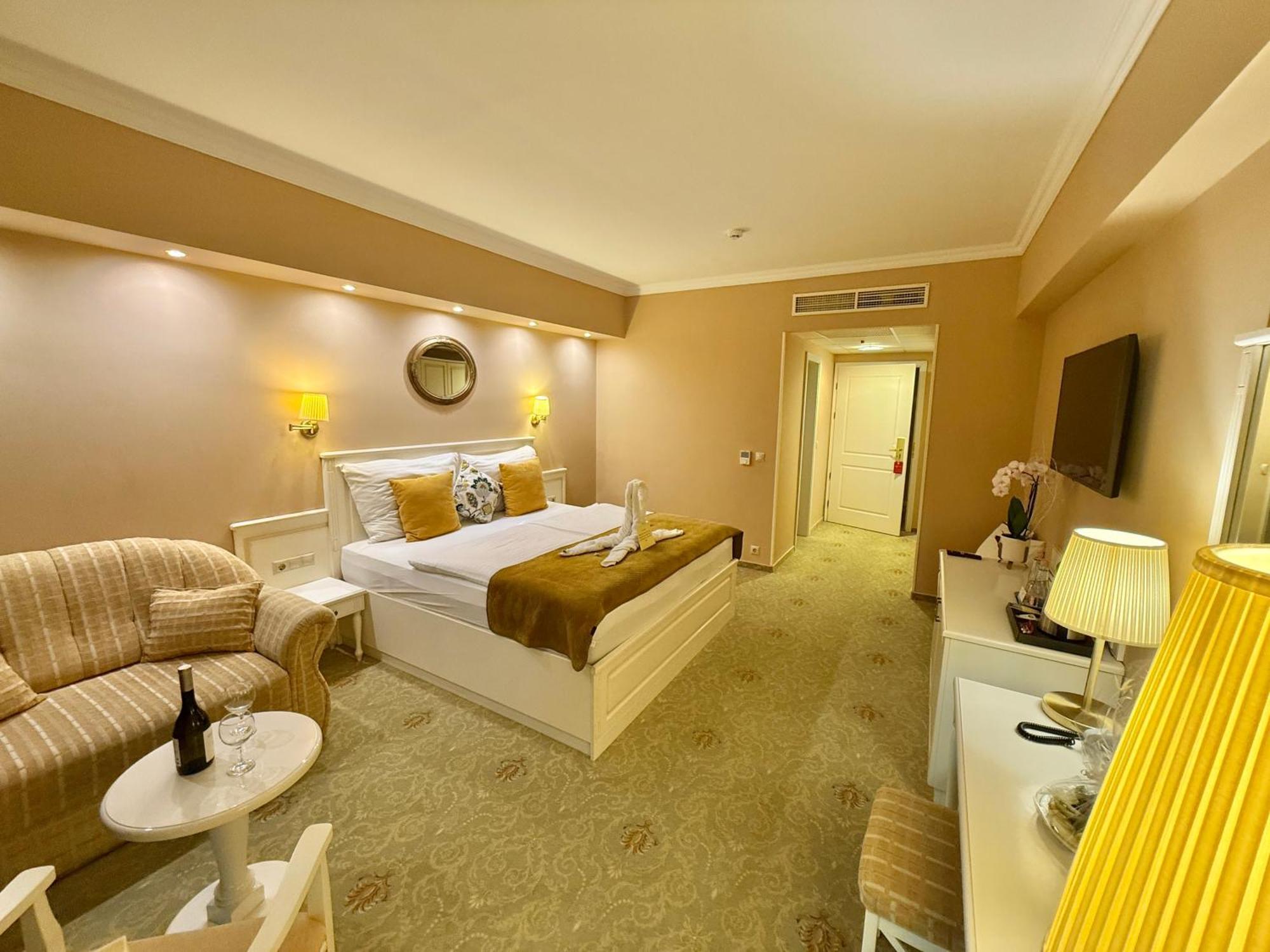 Calimbra Wellness Hotel Superior Μίσκολτς Εξωτερικό φωτογραφία
