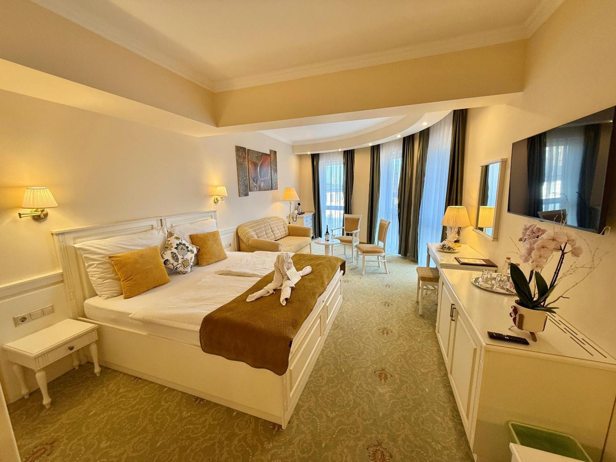 Calimbra Wellness Hotel Superior Μίσκολτς Εξωτερικό φωτογραφία
