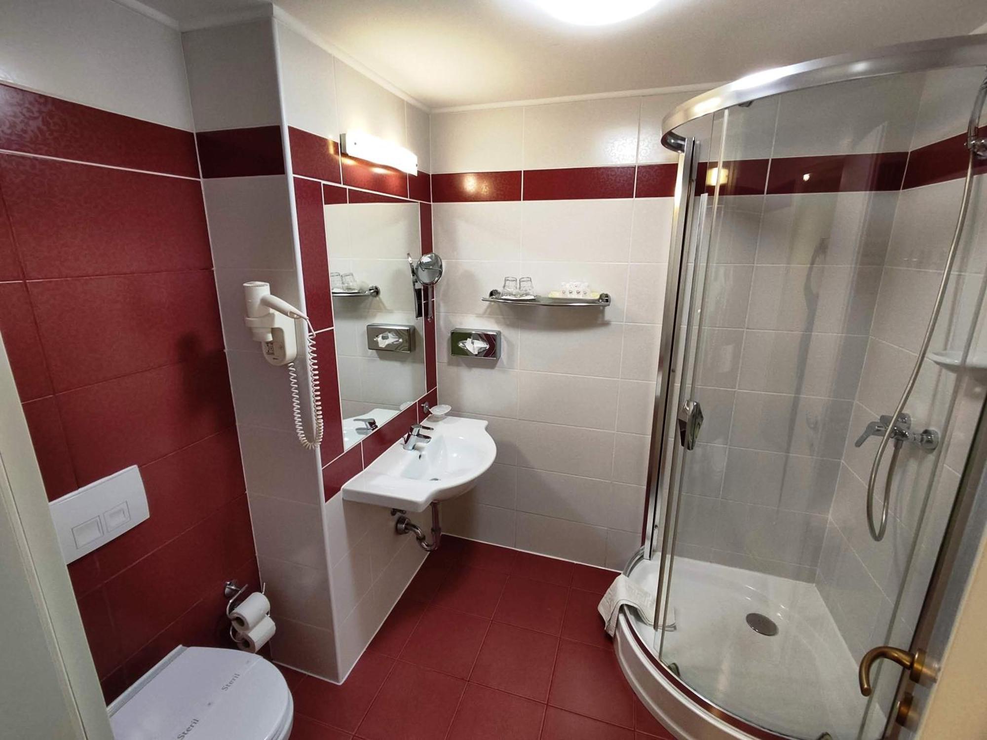 Calimbra Wellness Hotel Superior Μίσκολτς Εξωτερικό φωτογραφία