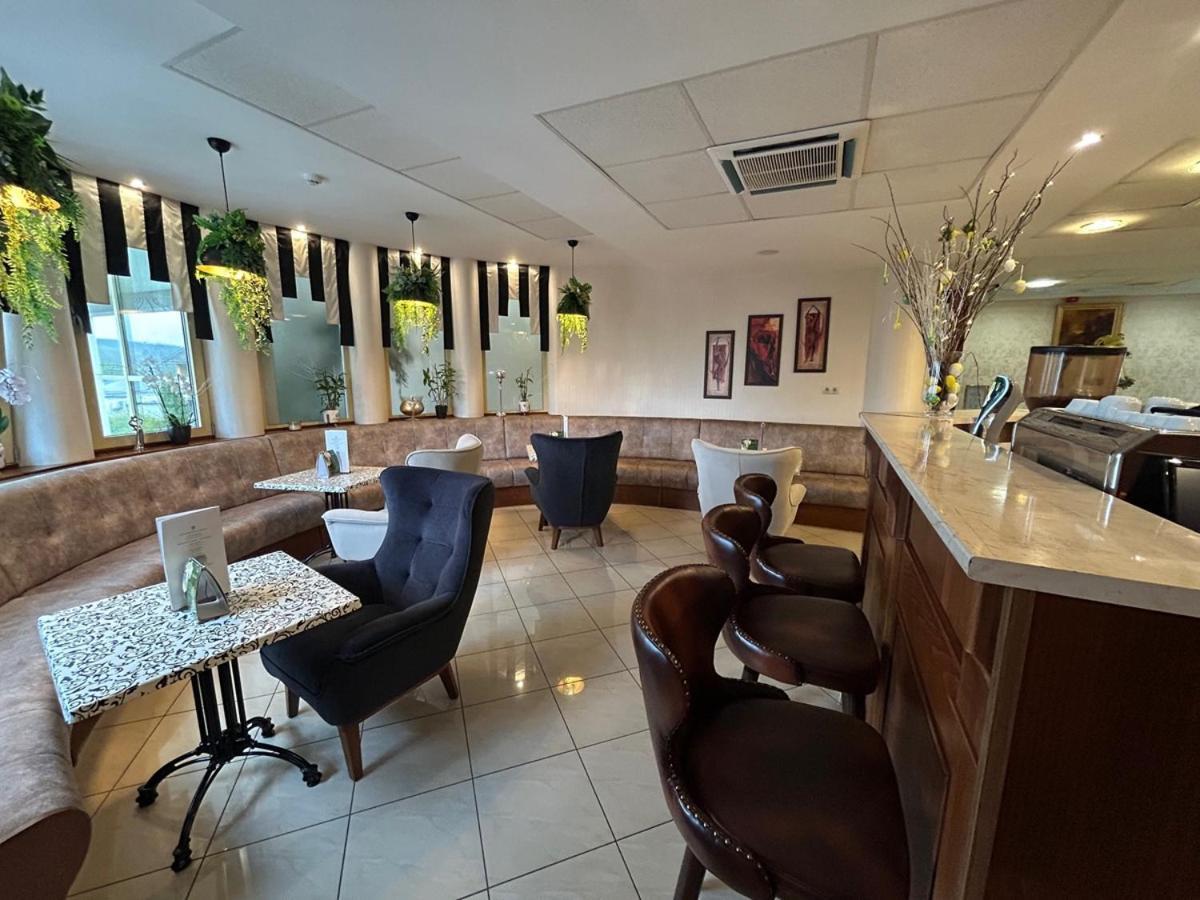 Calimbra Wellness Hotel Superior Μίσκολτς Εξωτερικό φωτογραφία