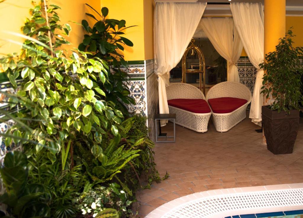 Calimbra Wellness Hotel Superior Μίσκολτς Δωμάτιο φωτογραφία
